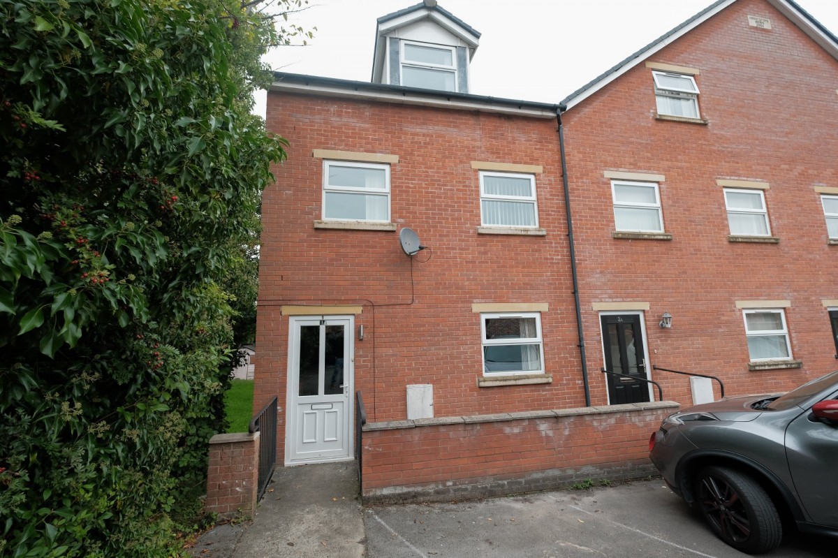 Images for Abbotsford Mews, Ormskirk EAID:08687f08a08fe74e934a560e18eb0ef1 BID:1