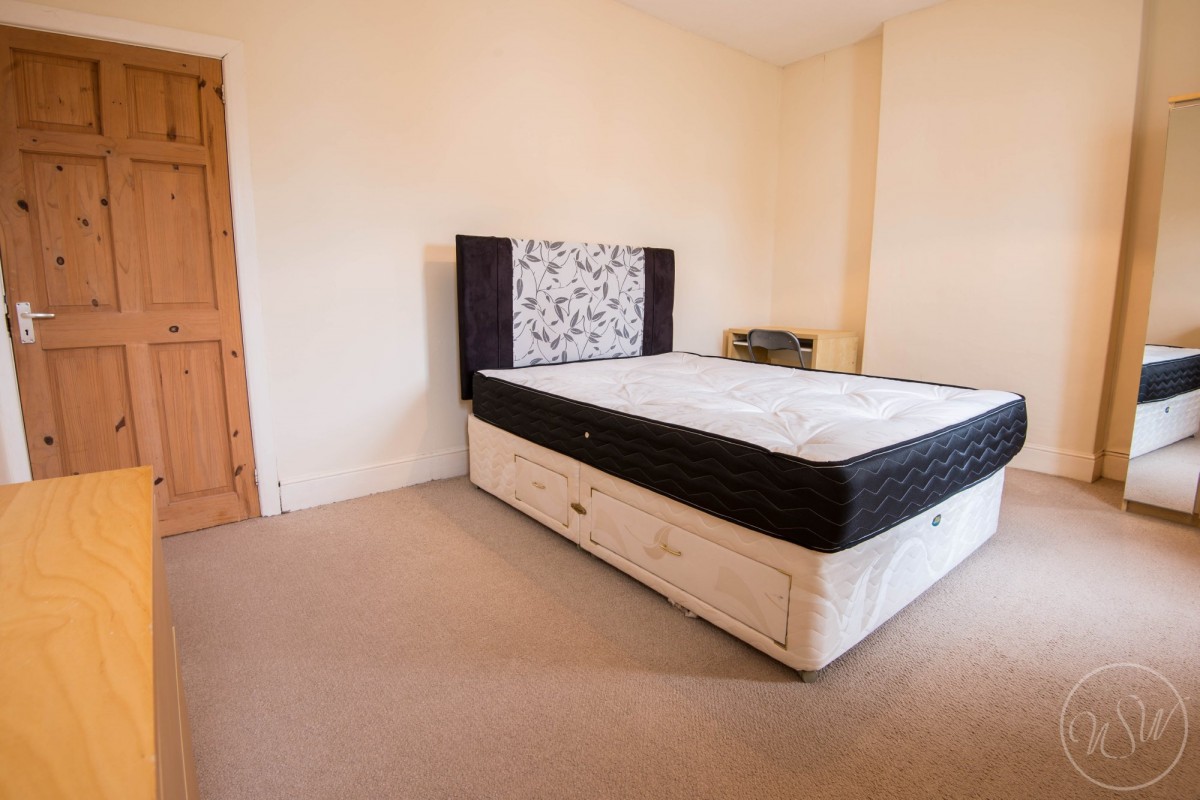 Images for Halsall Lane, Ormskirk EAID:08687f08a08fe74e934a560e18eb0ef1 BID:1