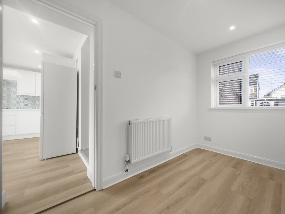 Images for Middlewood Road, Aughton EAID:08687f08a08fe74e934a560e18eb0ef1 BID:1