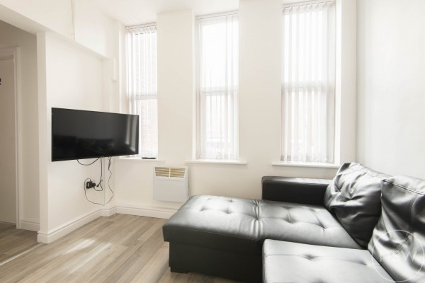 Aughton Street, Ormskirk - EAID:08687f08a08fe74e934a560e18eb0ef1, BID:1