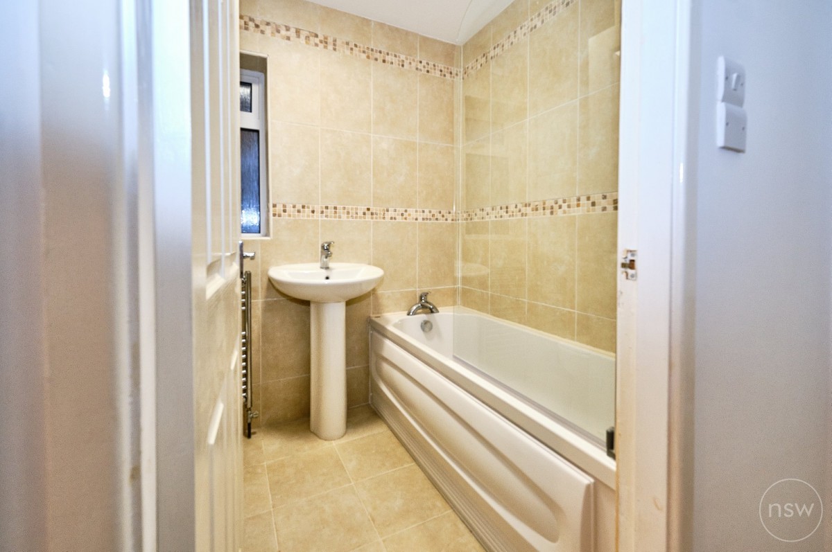 Images for Norfield, Ormskirk EAID:08687f08a08fe74e934a560e18eb0ef1 BID:1