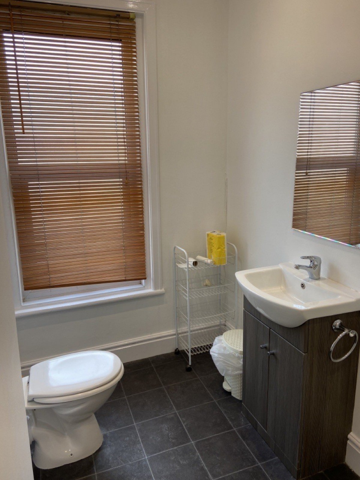Images for Halsall Lane, Ormskirk. EAID:08687f08a08fe74e934a560e18eb0ef1 BID:1