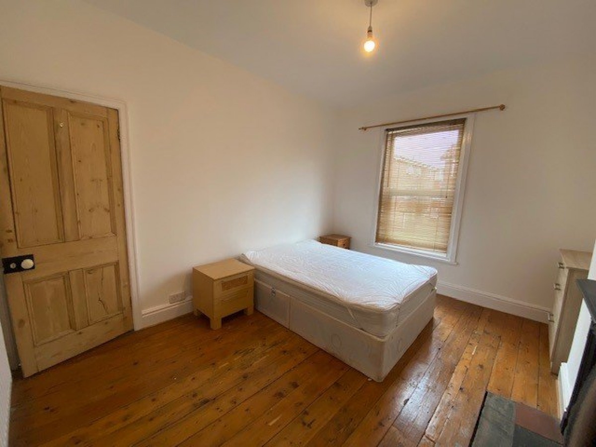 Images for Halsall Lane, Ormskirk. EAID:08687f08a08fe74e934a560e18eb0ef1 BID:1