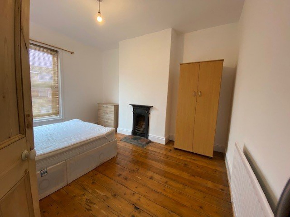 Images for Halsall Lane, Ormskirk. EAID:08687f08a08fe74e934a560e18eb0ef1 BID:1