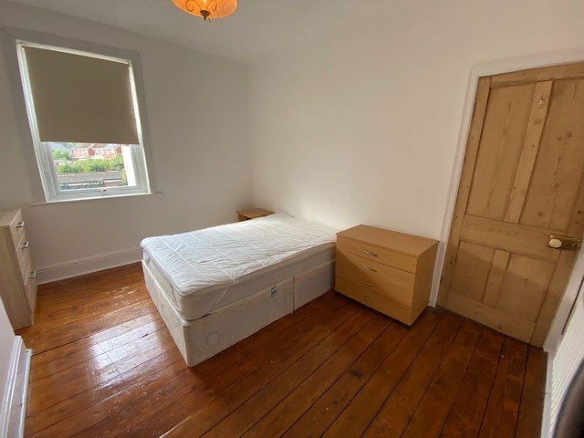 Images for Halsall Lane, Ormskirk. EAID:08687f08a08fe74e934a560e18eb0ef1 BID:1