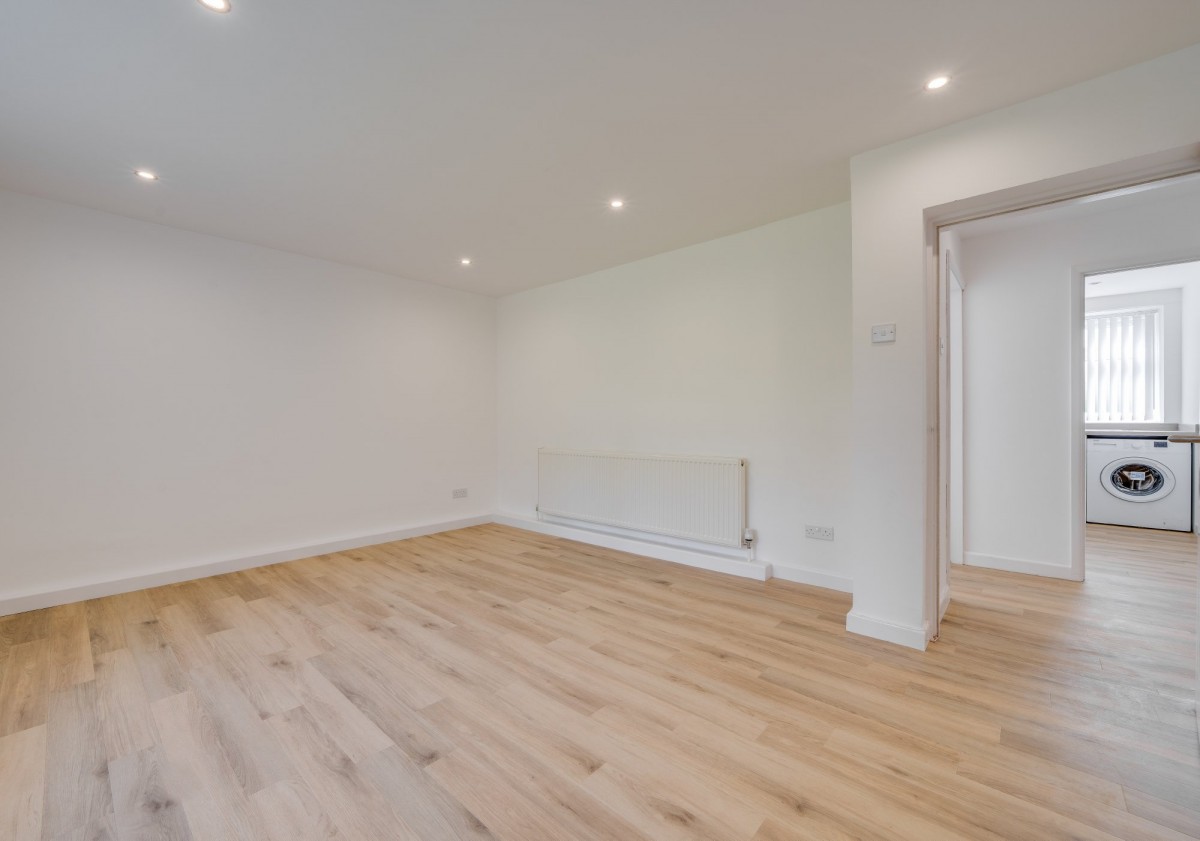 Images for Middlewood Road , Aughton EAID:08687f08a08fe74e934a560e18eb0ef1 BID:1