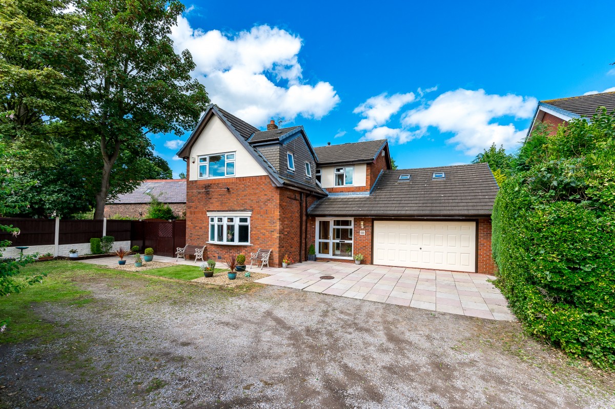 Images for Loves Cottages, Church Hill Road, Ormskirk EAID:08687f08a08fe74e934a560e18eb0ef1 BID:2