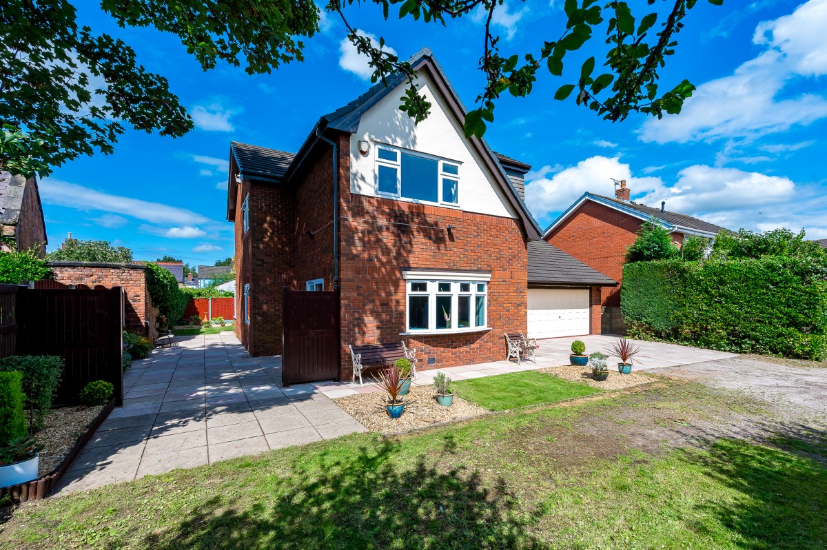 Images for Loves Cottages, Church Hill Road, Ormskirk EAID:08687f08a08fe74e934a560e18eb0ef1 BID:2