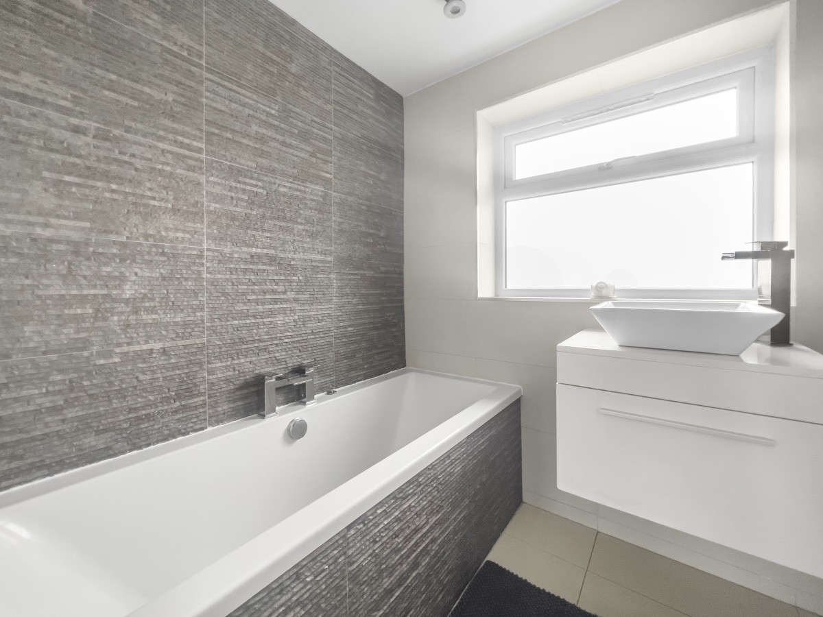 Images for Rothwell Drive, Aughton EAID:08687f08a08fe74e934a560e18eb0ef1 BID:2