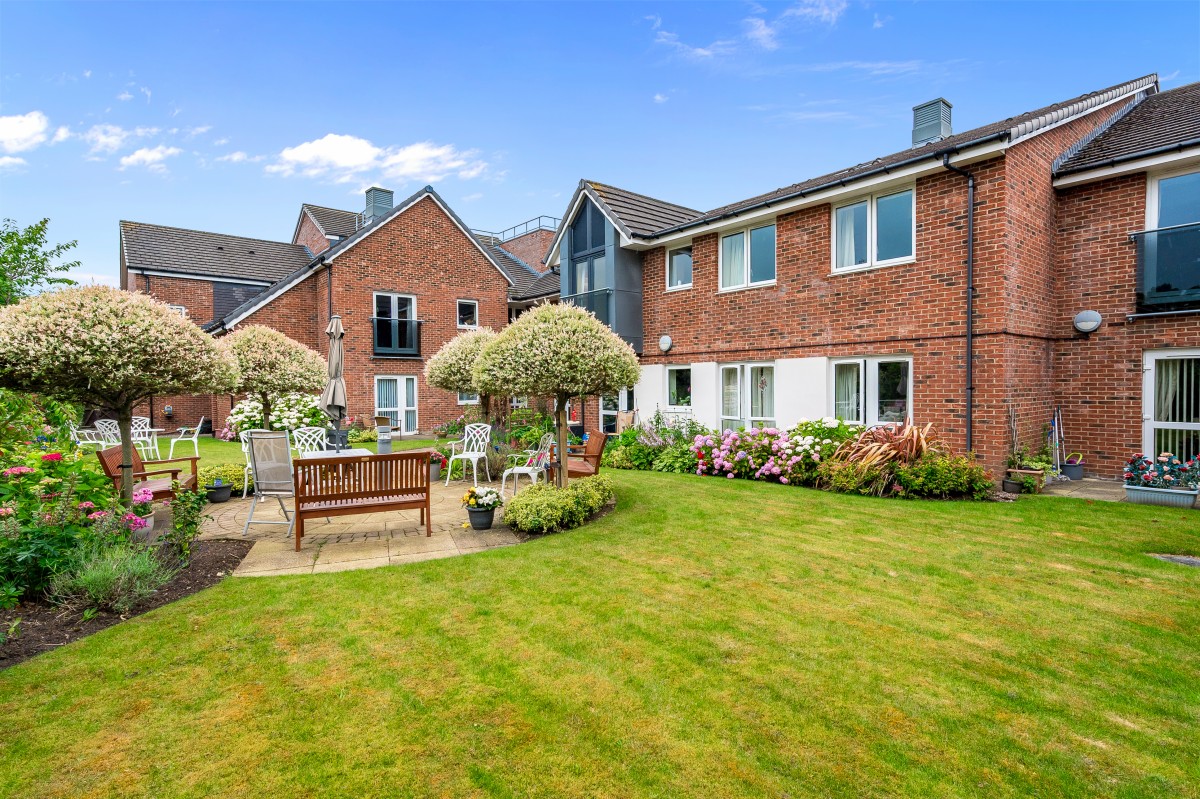 Images for County Road, Ormskirk EAID:08687f08a08fe74e934a560e18eb0ef1 BID:2
