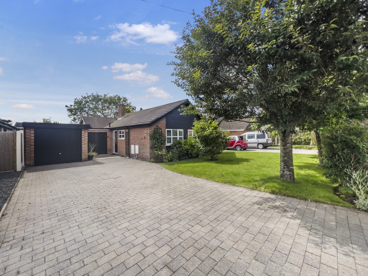 Images for Fernhurst Gate, Aughton EAID:08687f08a08fe74e934a560e18eb0ef1 BID:2