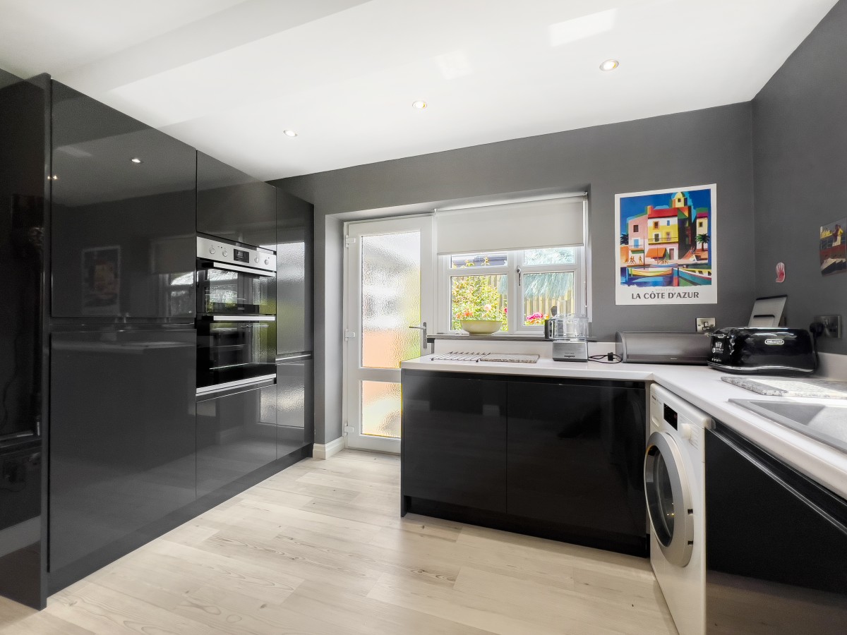 Images for Fernhurst Gate, Aughton EAID:08687f08a08fe74e934a560e18eb0ef1 BID:2