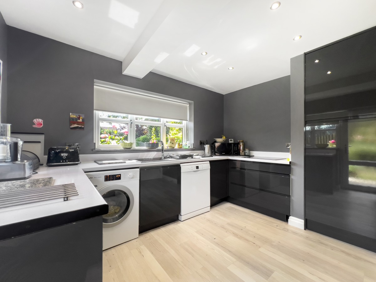 Images for Fernhurst Gate, Aughton EAID:08687f08a08fe74e934a560e18eb0ef1 BID:2
