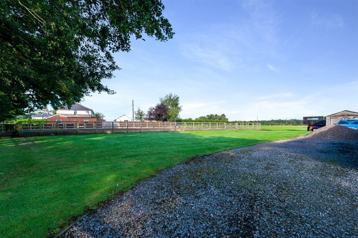 Images for Vale Lane, Lathom EAID:08687f08a08fe74e934a560e18eb0ef1 BID:2