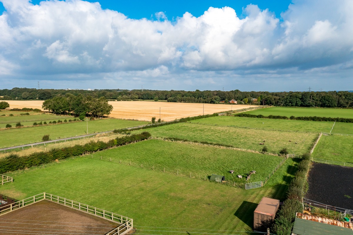 Images for Vale Lane, Lathom EAID:08687f08a08fe74e934a560e18eb0ef1 BID:2