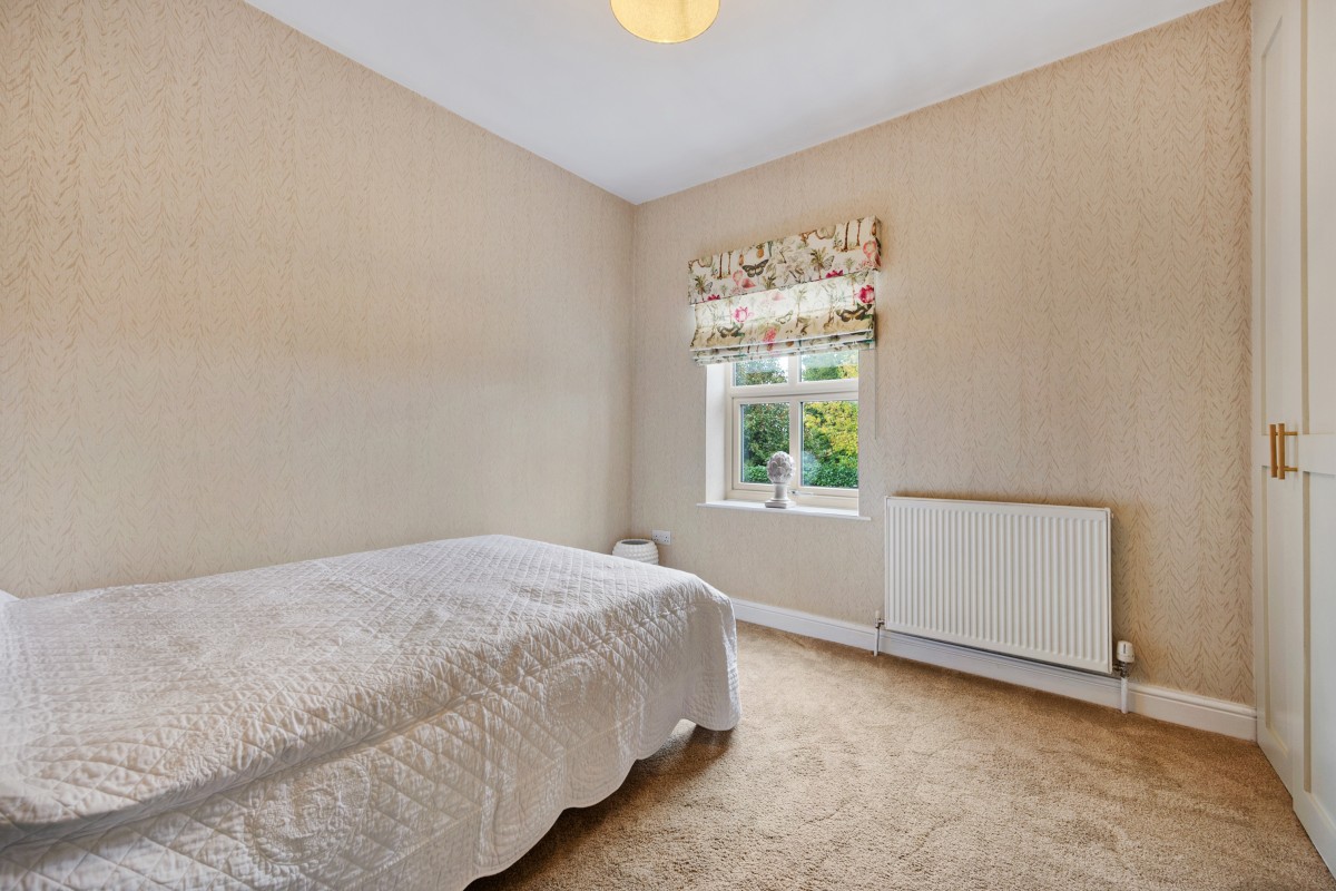 Images for Bold Lane, Aughton EAID:08687f08a08fe74e934a560e18eb0ef1 BID:2