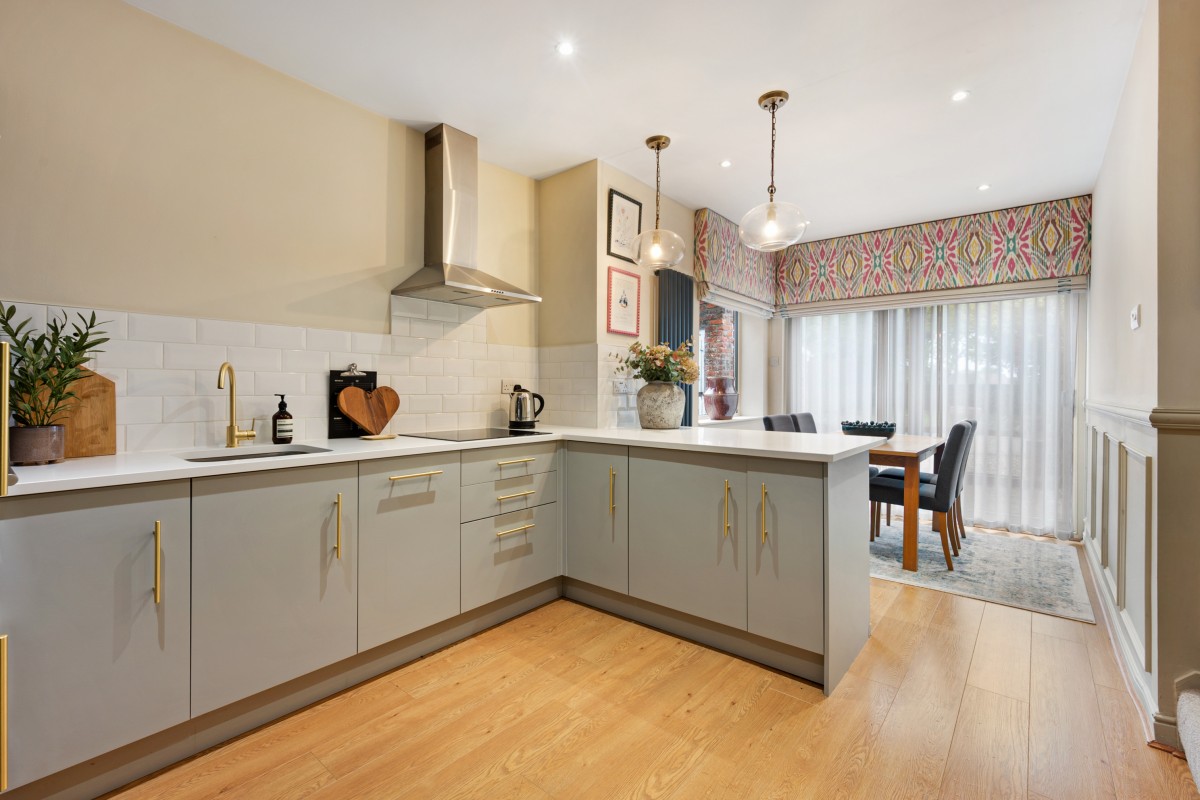 Images for Bold Lane, Aughton EAID:08687f08a08fe74e934a560e18eb0ef1 BID:2