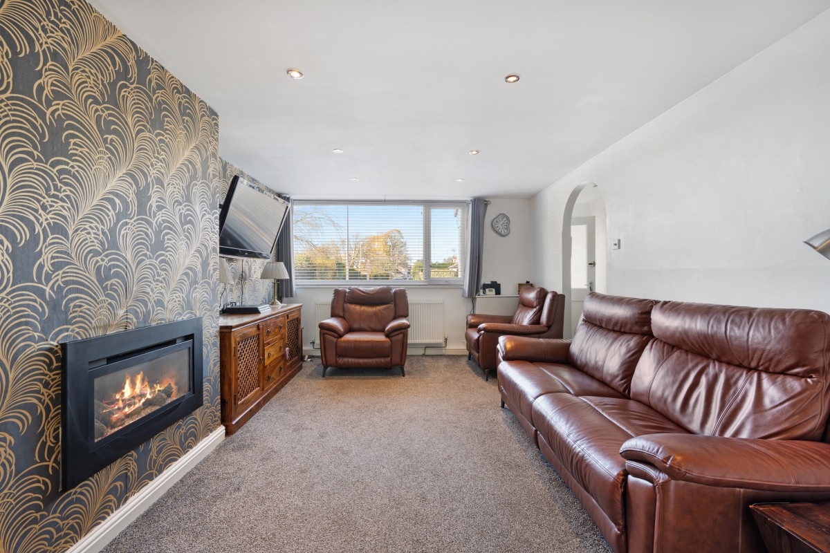 Images for Delph Park Avenue, Aughton EAID:08687f08a08fe74e934a560e18eb0ef1 BID:2
