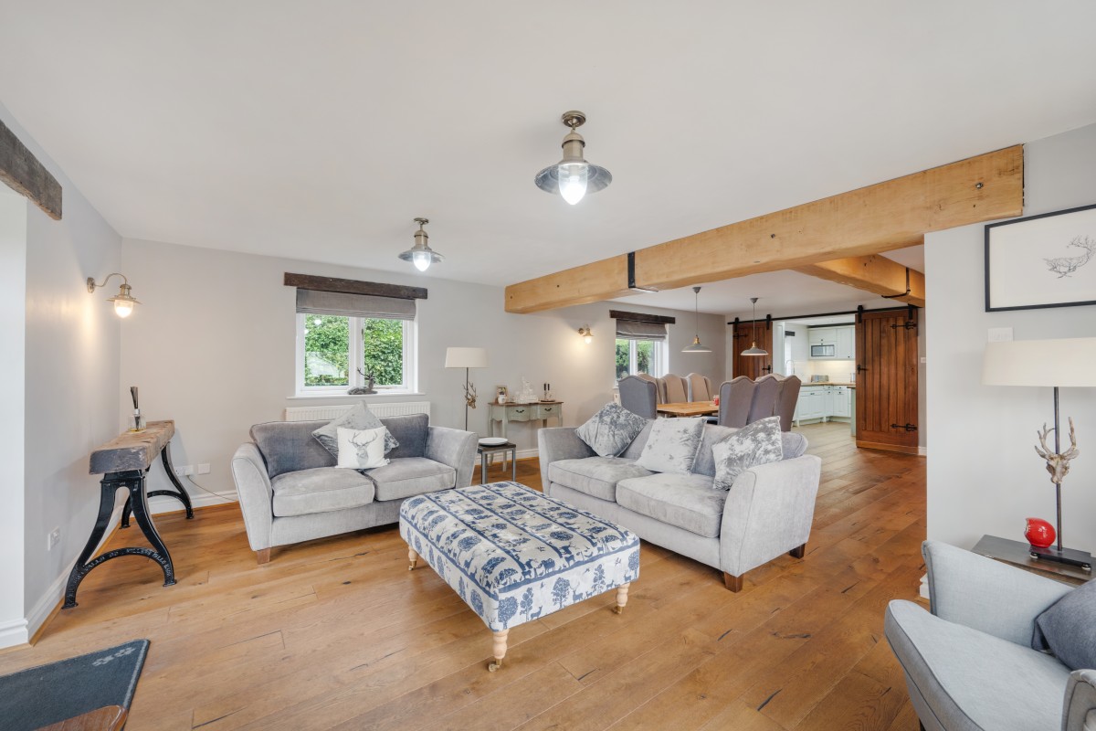 Images for Shepherds Barn Plus Two Bedroom Cottage, Aughton EAID:08687f08a08fe74e934a560e18eb0ef1 BID:2