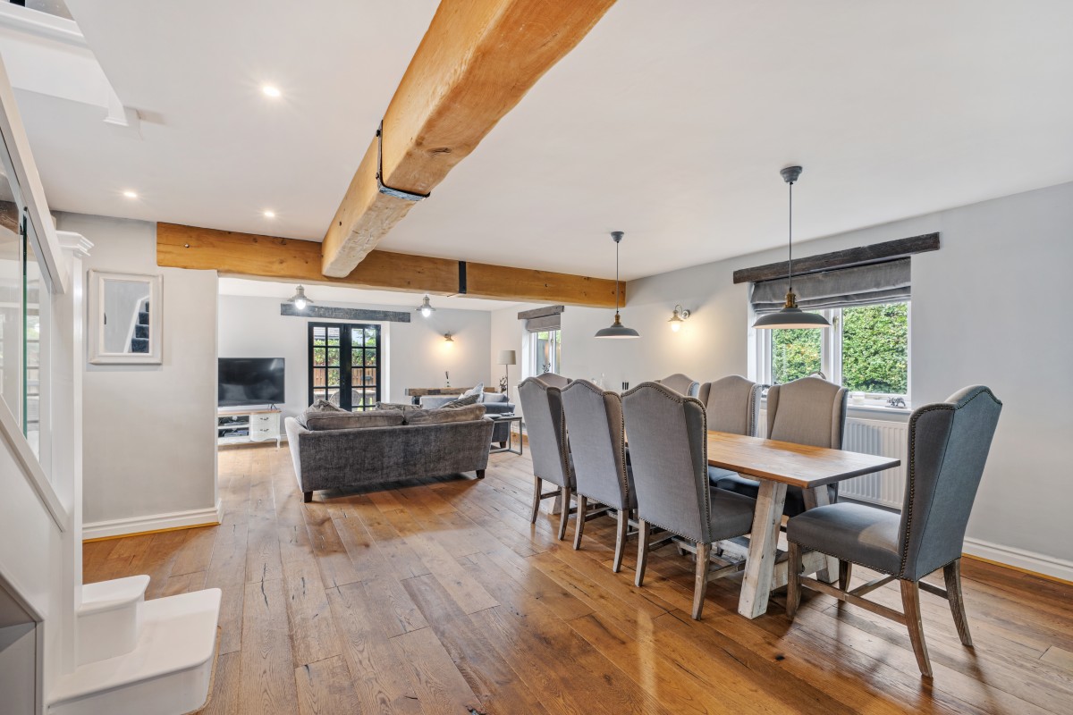 Images for Shepherds Barn Plus Two Bedroom Cottage, Aughton EAID:08687f08a08fe74e934a560e18eb0ef1 BID:2