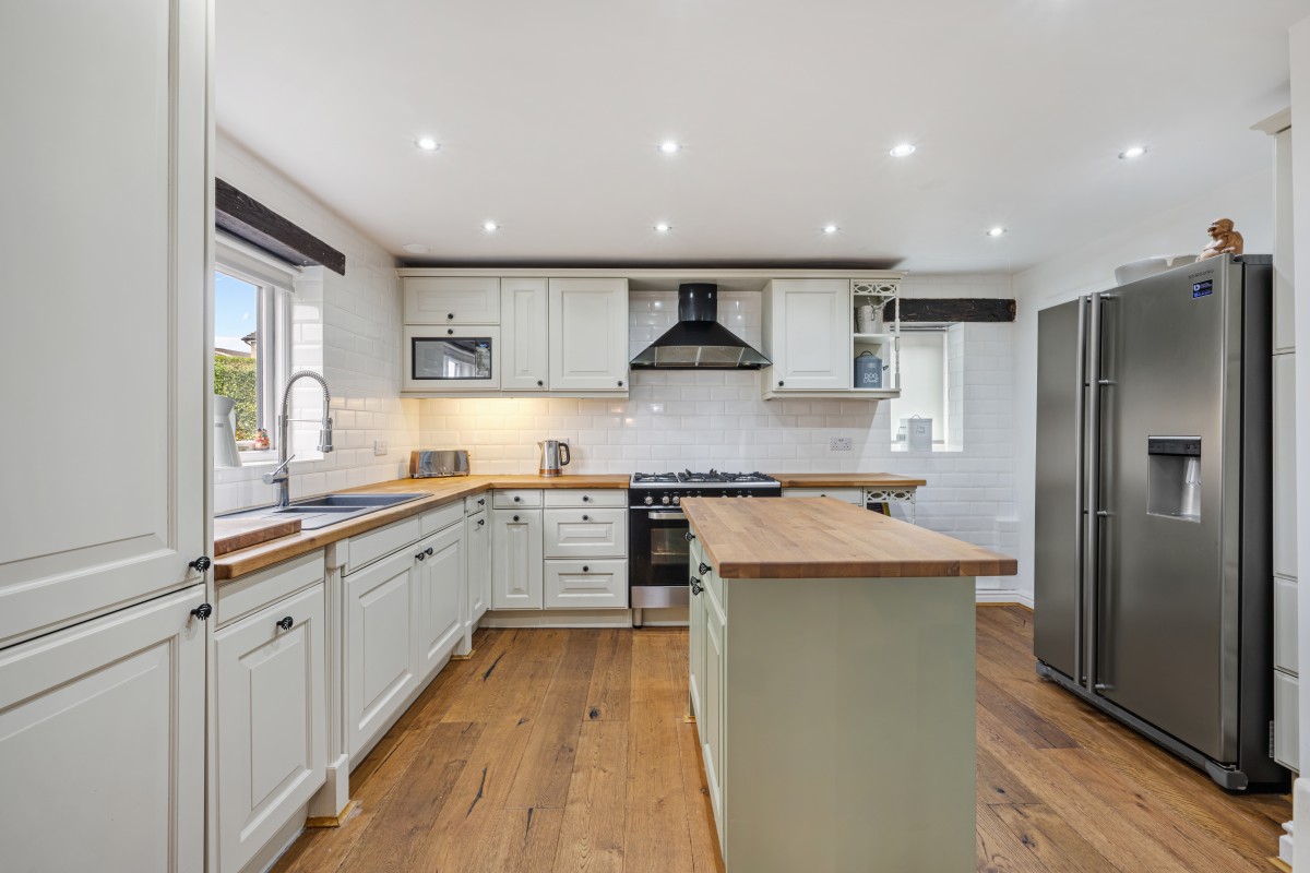 Images for Shepherds Barn Plus Two Bedroom Cottage, Aughton EAID:08687f08a08fe74e934a560e18eb0ef1 BID:2