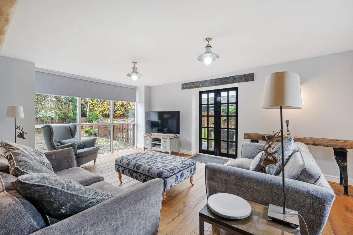 Images for Shepherds Barn Plus Two Bedroom Cottage, Aughton EAID:08687f08a08fe74e934a560e18eb0ef1 BID:2