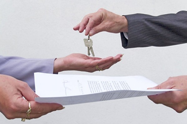 The Pros and Cons of Renting